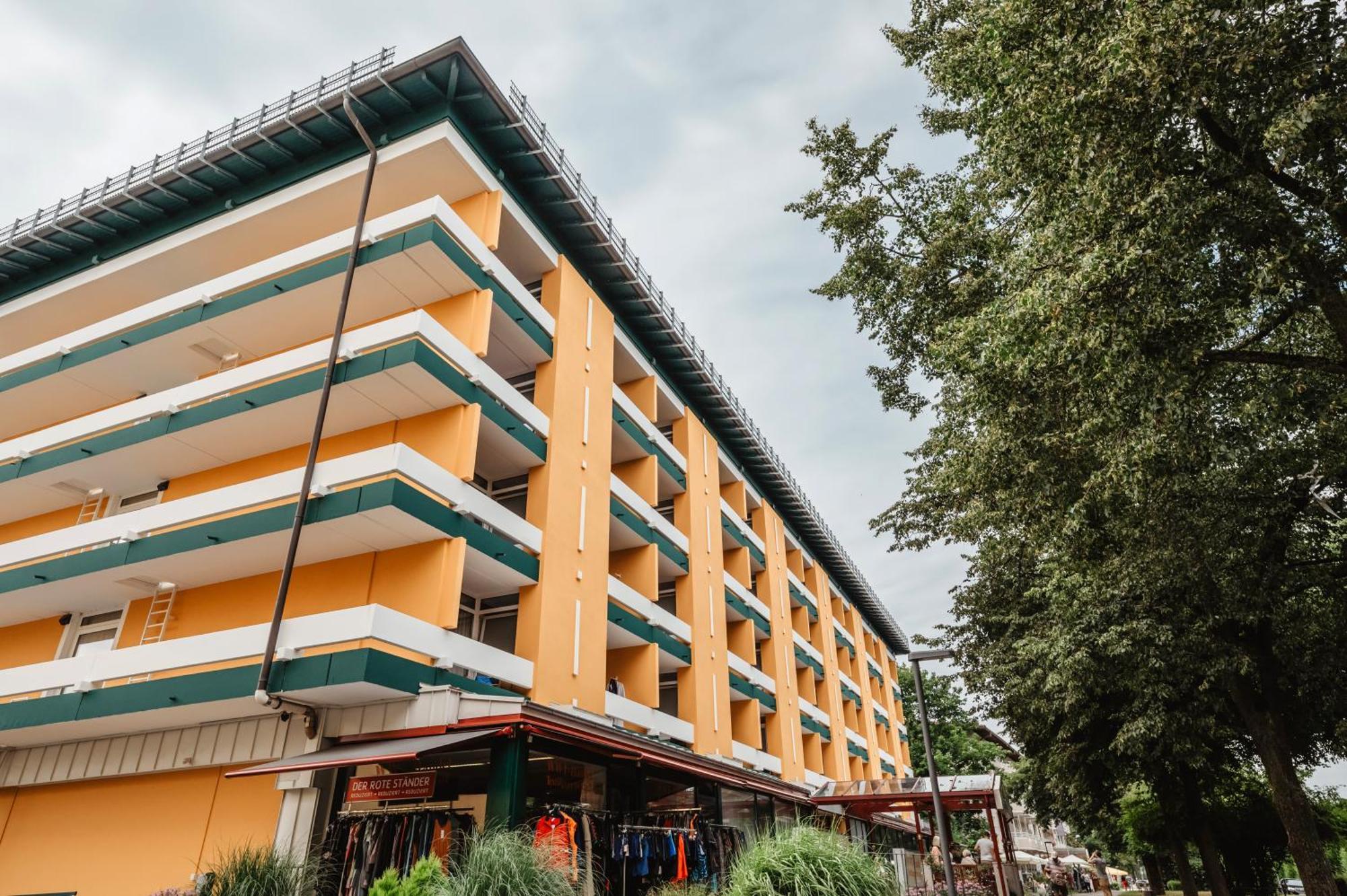 Panland Hotel
